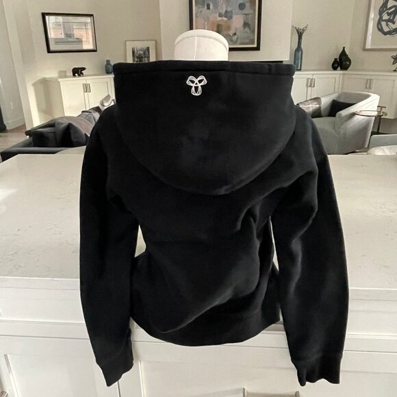 Aritzia TNA Cozy Fleece Cotton Poly Blend Hoodie Kanga Pocket Blk Red Wht Sz M - Picture 6 of 10